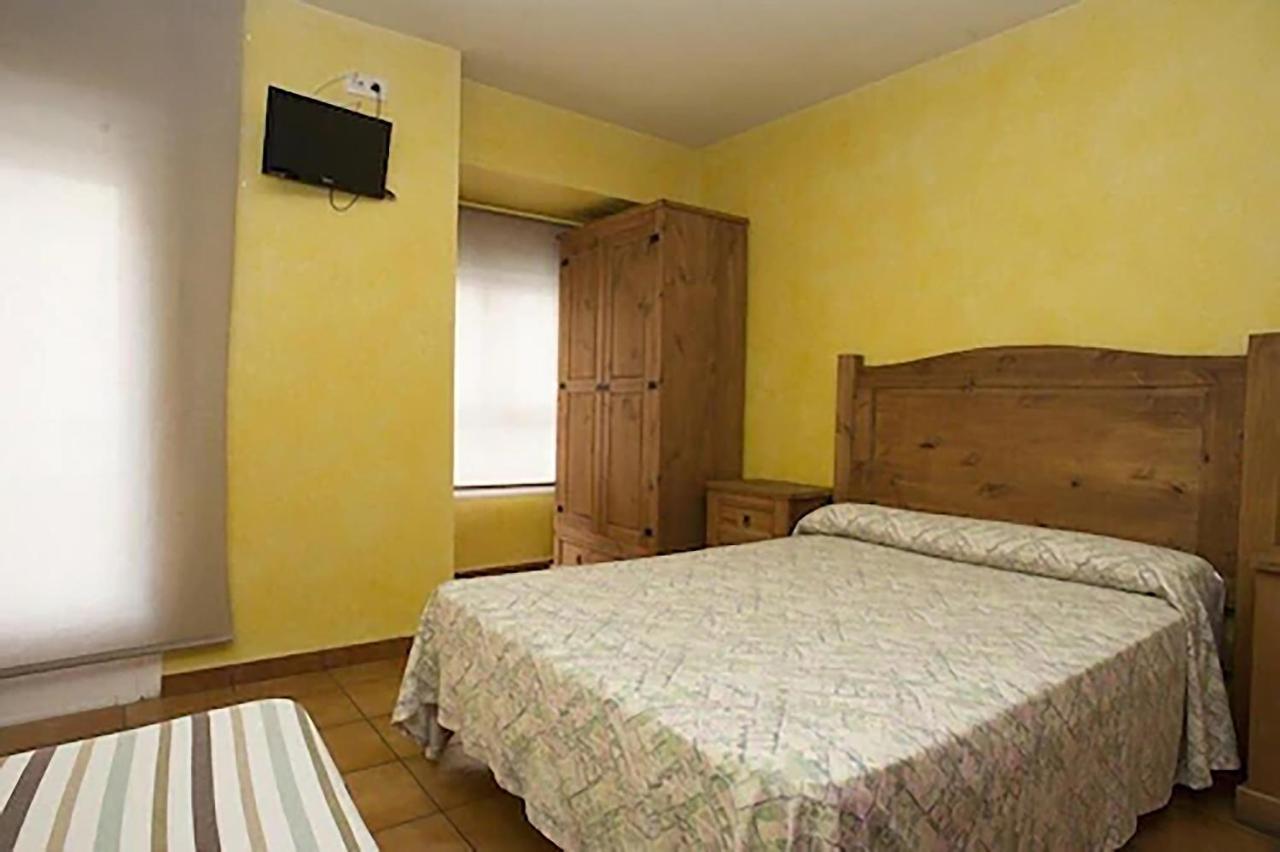 Hostal Velarde Talavera de la Reina Εξωτερικό φωτογραφία